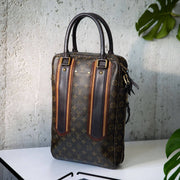 Louis Vuitton Monogram Bequia Porte Document Vertical Bag