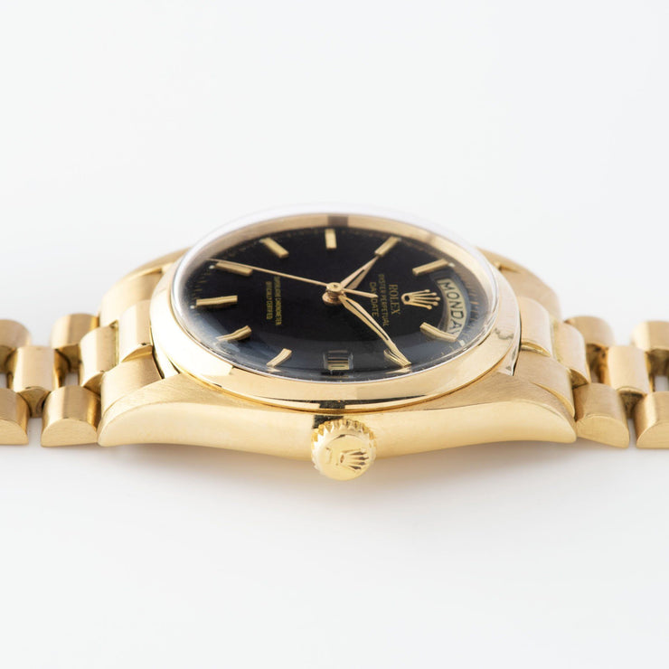 Rolex Day-Date Yellow Gold Black Dial ref 1802