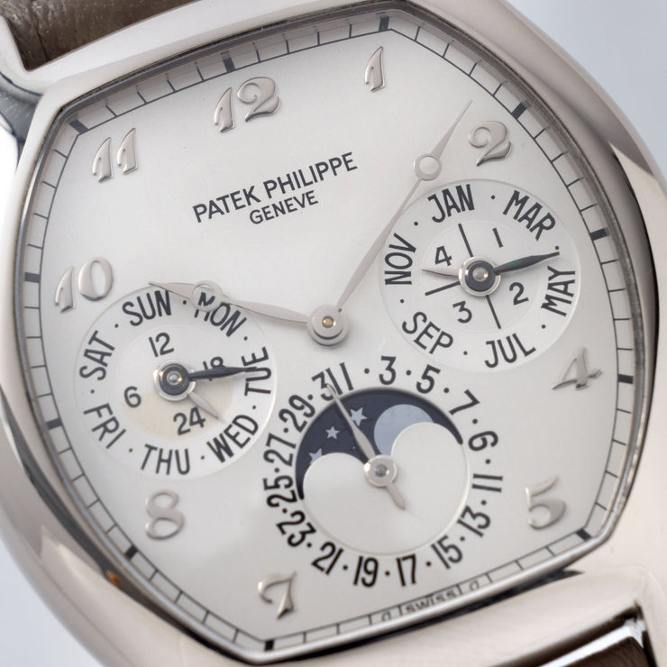 Patek Philippe Perpetual calendar ref 5040G white gold box and paper set