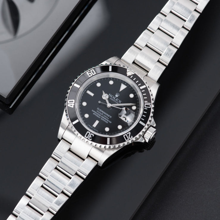 Rolex Submariner Date Reference 16610